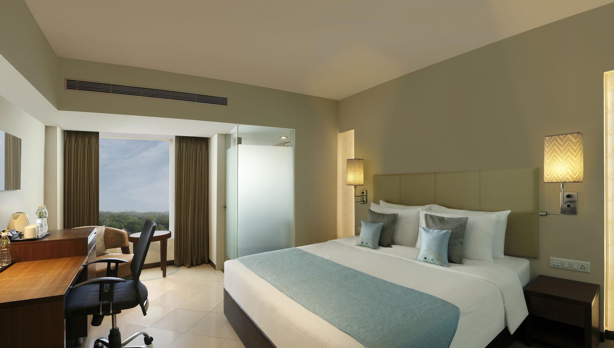 Grand Mercure Vadodara Surya Palace Exterior foto