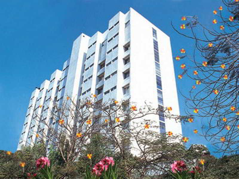 Grand Mercure Vadodara Surya Palace Exterior foto