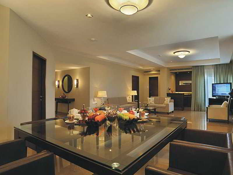 Grand Mercure Vadodara Surya Palace Quarto foto